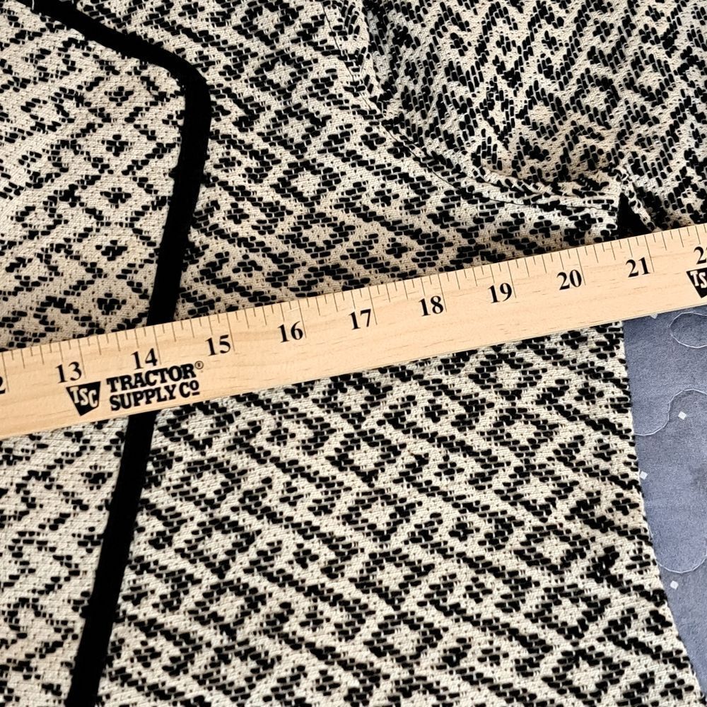 Sweet Magnolia jacket size small - Picture 4 of 5